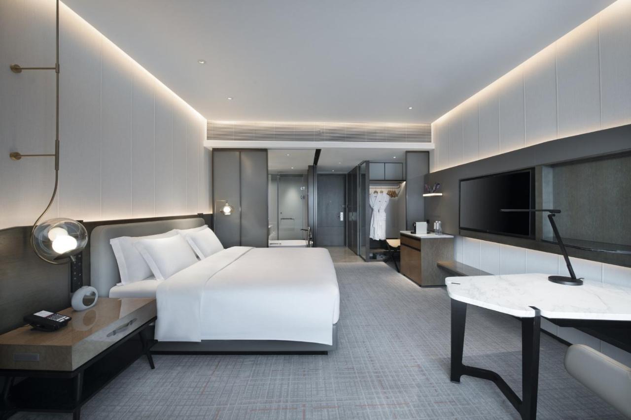 Crowne Plaza Wuhan Optics Valley By Ihg Exteriör bild