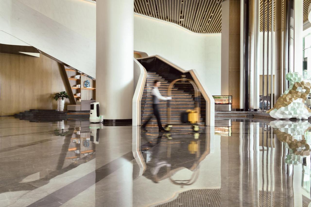 Crowne Plaza Wuhan Optics Valley By Ihg Exteriör bild