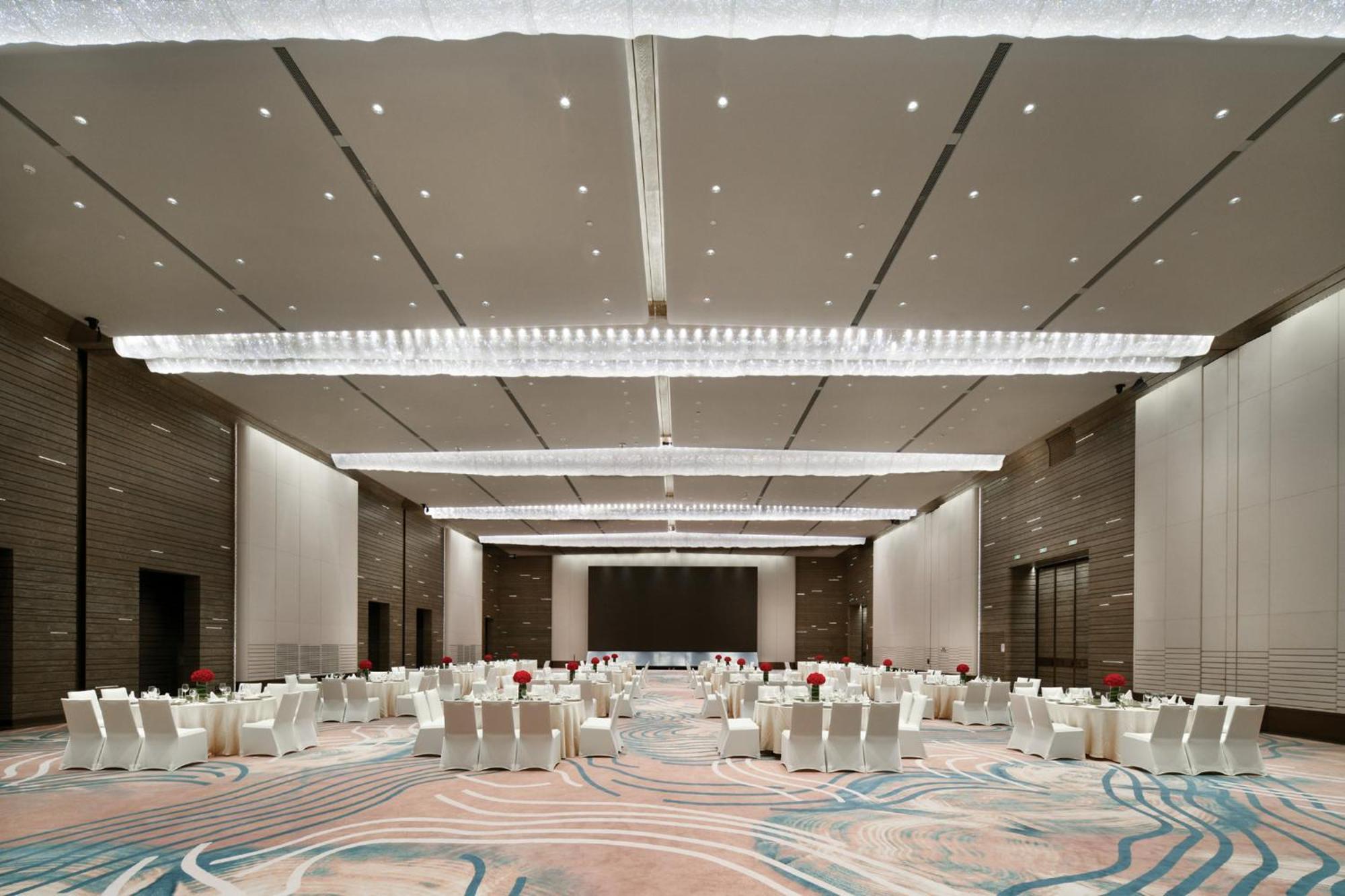 Crowne Plaza Wuhan Optics Valley By Ihg Exteriör bild